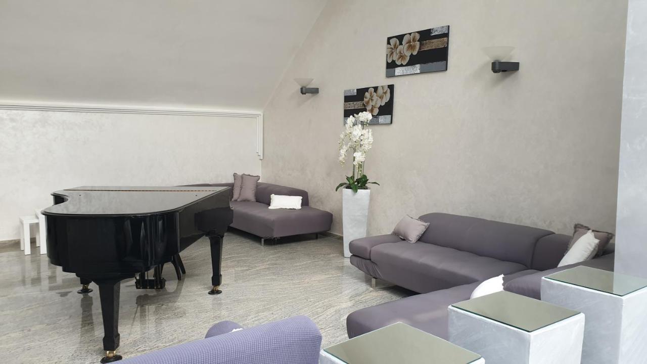 Palahotel Vallenoce Decollatura Kültér fotó