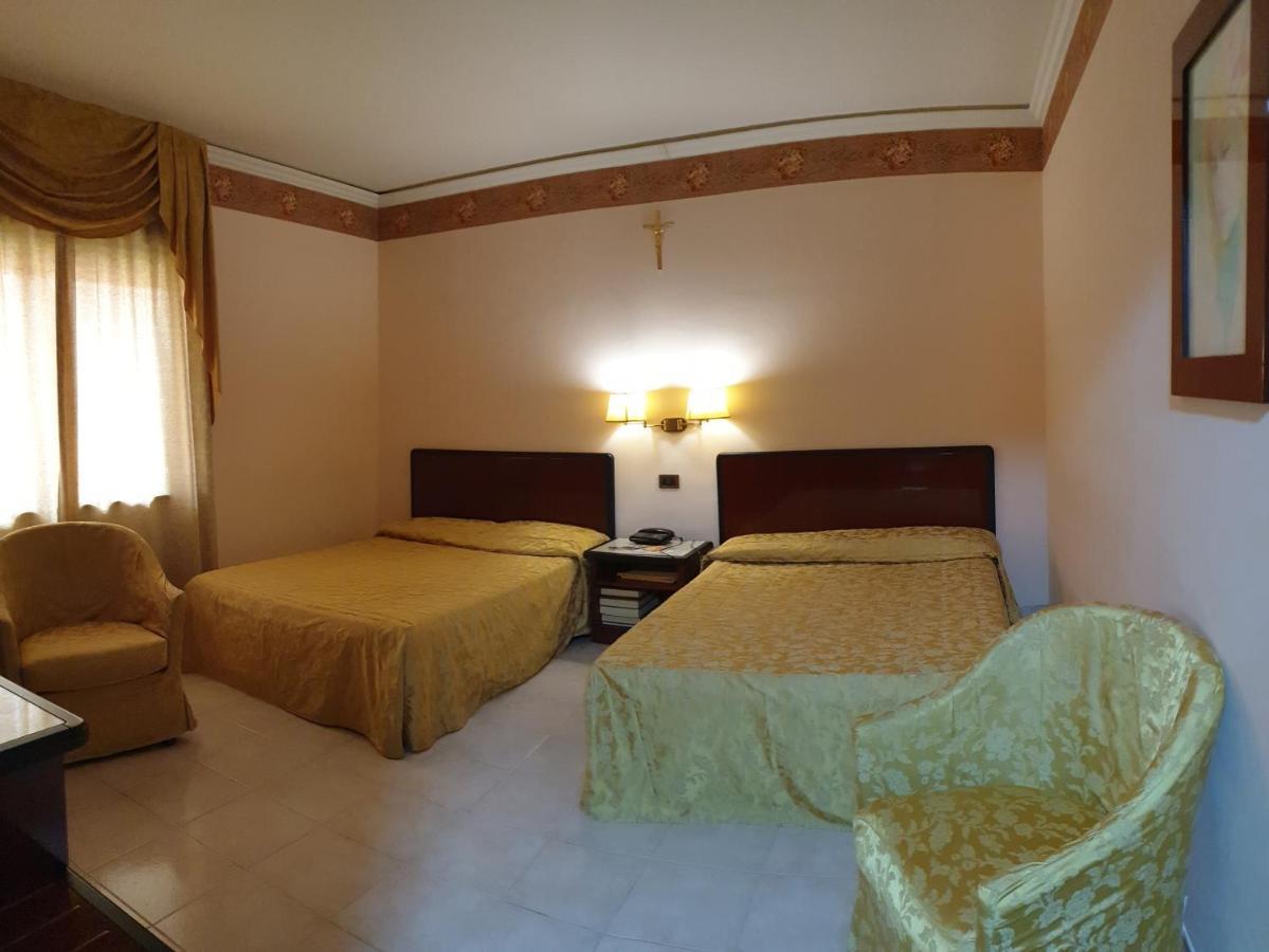 Palahotel Vallenoce Decollatura Kültér fotó